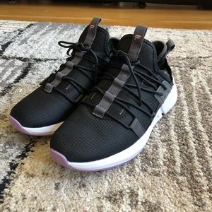Women’s Fabletics Athletic Shoes